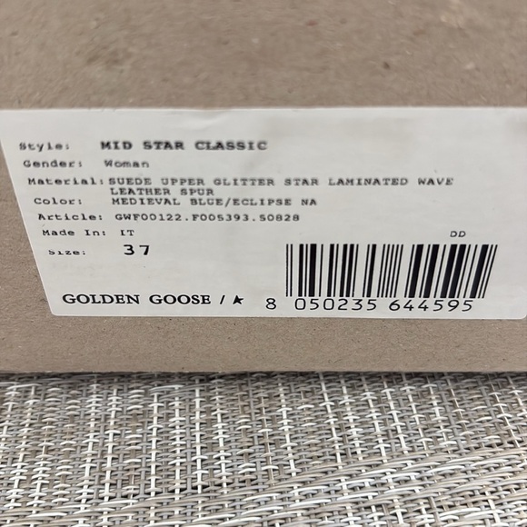 New Golden Goose Navy Mid Star Sneakers - Picture 11 of 16